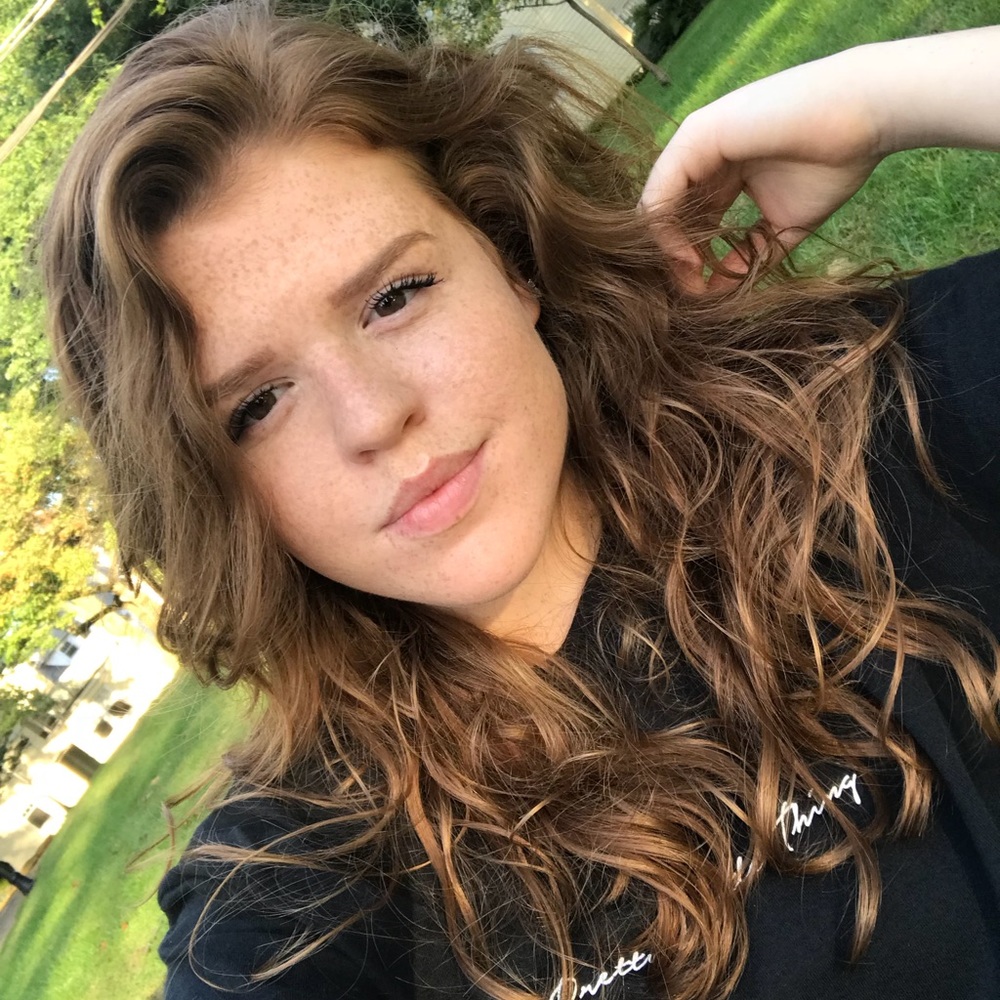 Meet your Posher, Kelly